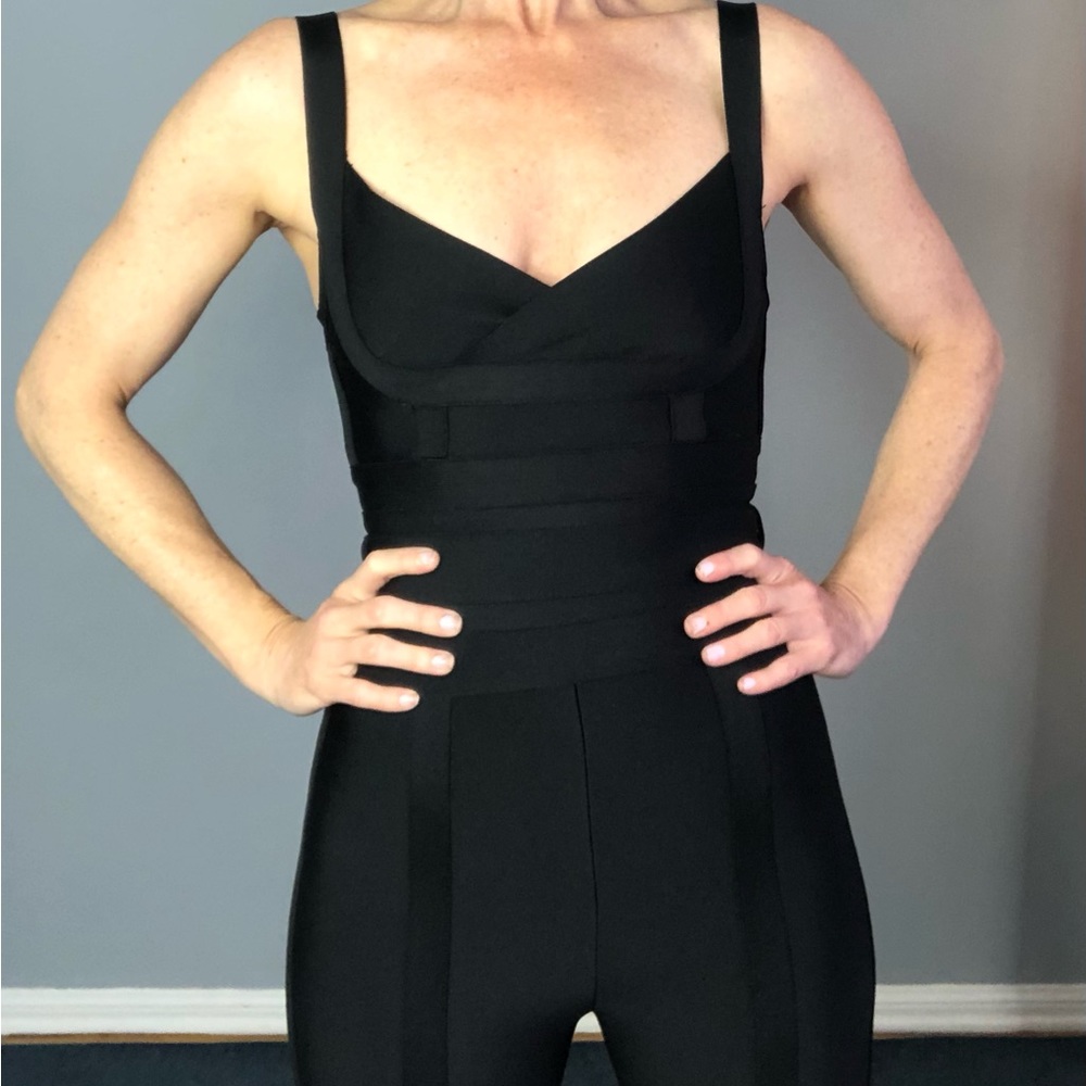 Black Sleeveless Jumpsuit - Picture 3 of 16